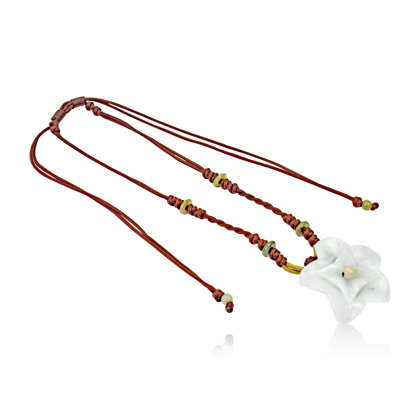 Floral-inspired aster flower pendant for a unique and elegant look