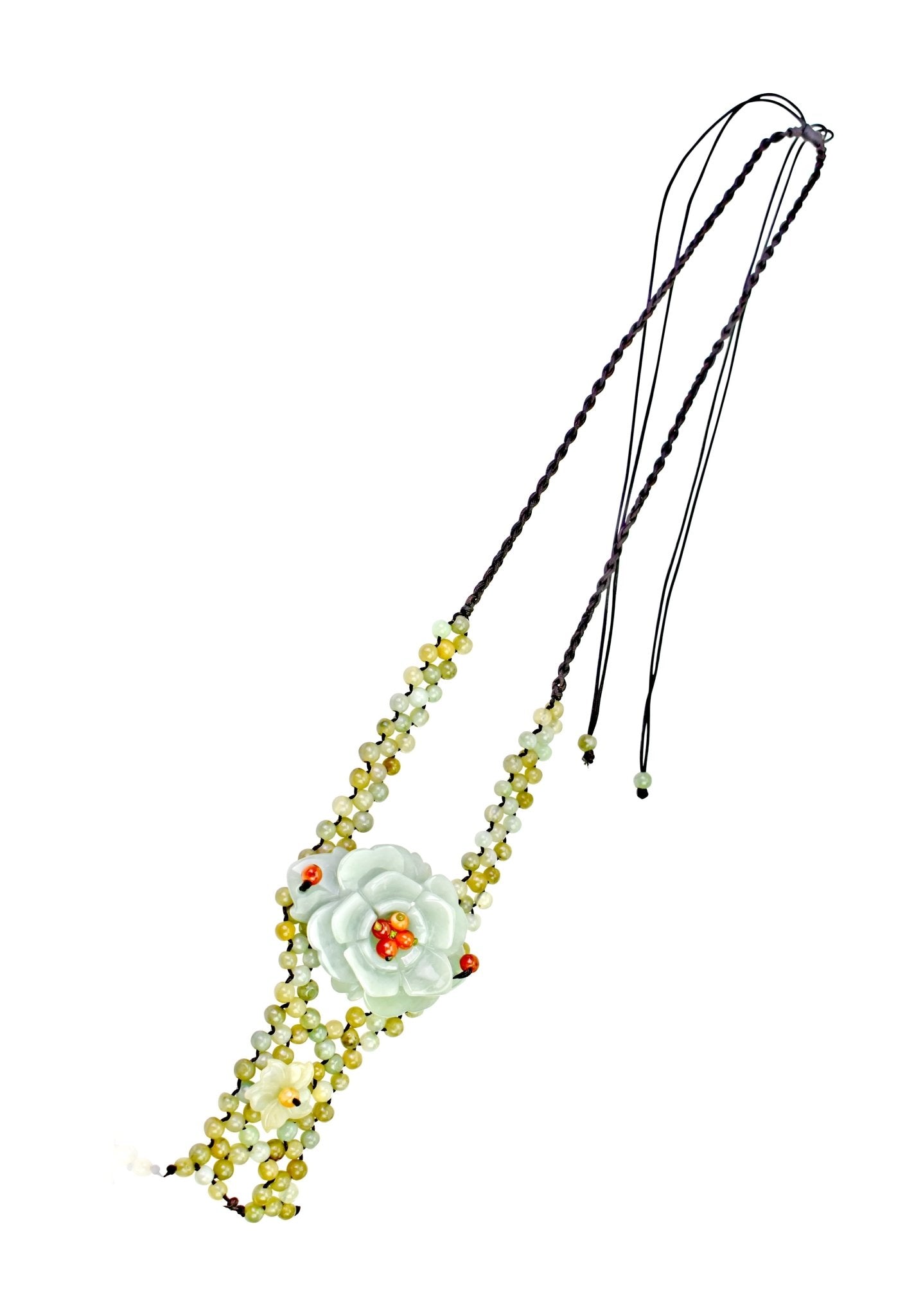 Lovely rose bead necklace to show your appreciation on any occasion