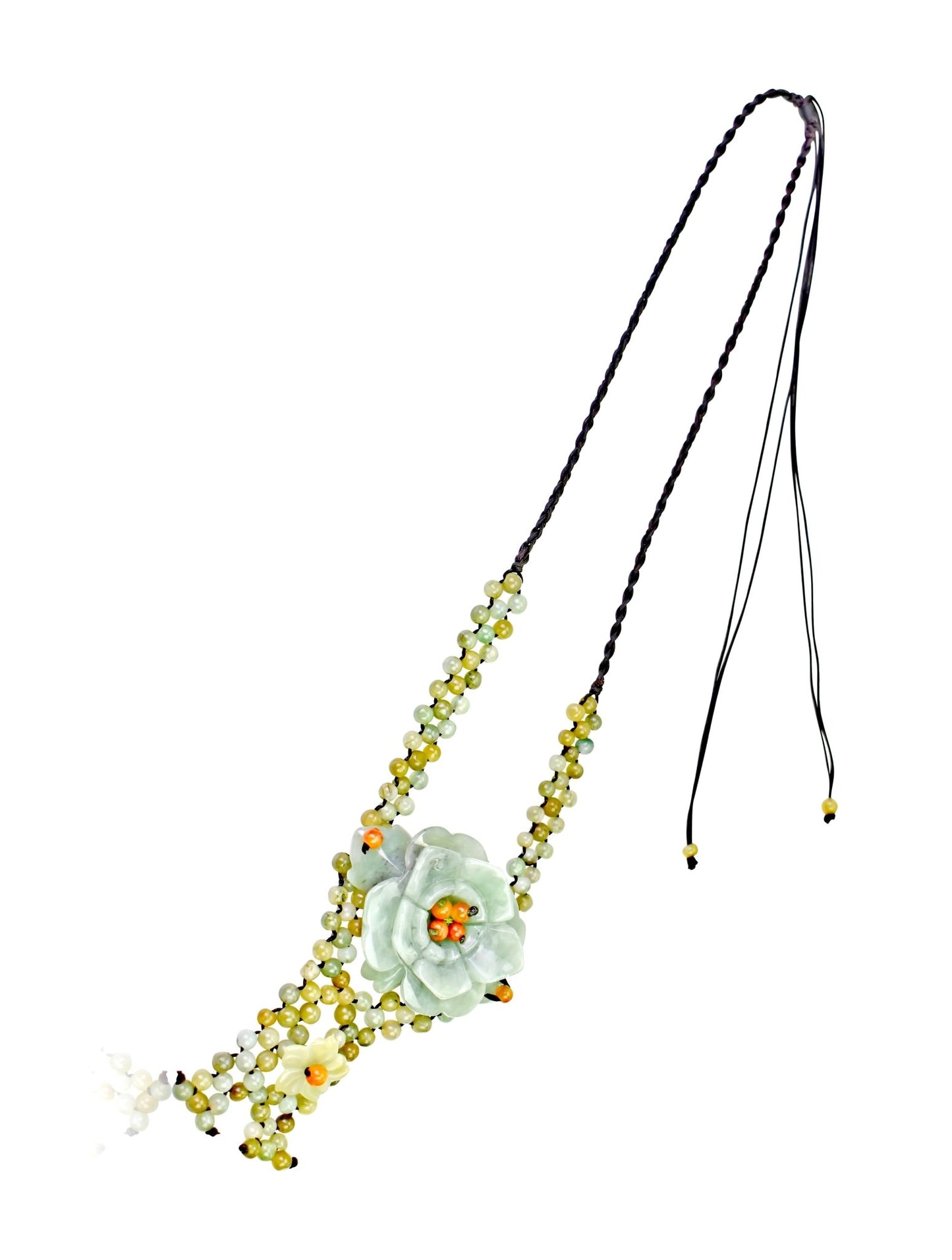 Romantic rose necklaces for women for Valentine’s Day gifting