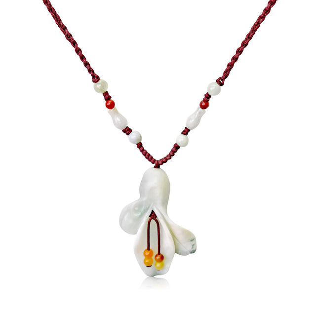 Calla lily pendant in jade inspiring women with good luck, serenity, and the elegant for mom on Mother's Day