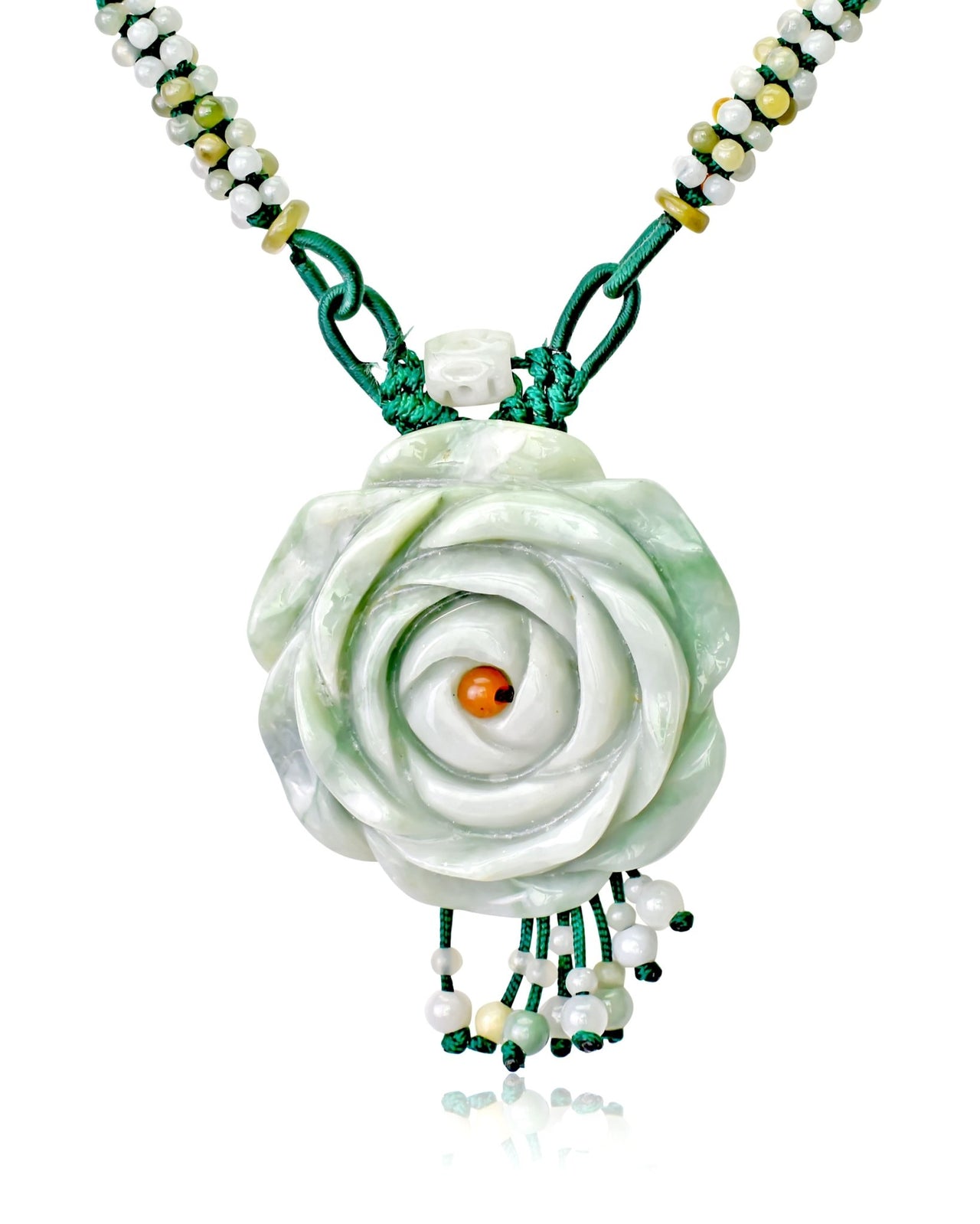Charming beaded rose necklace for Mother’s Day surprises