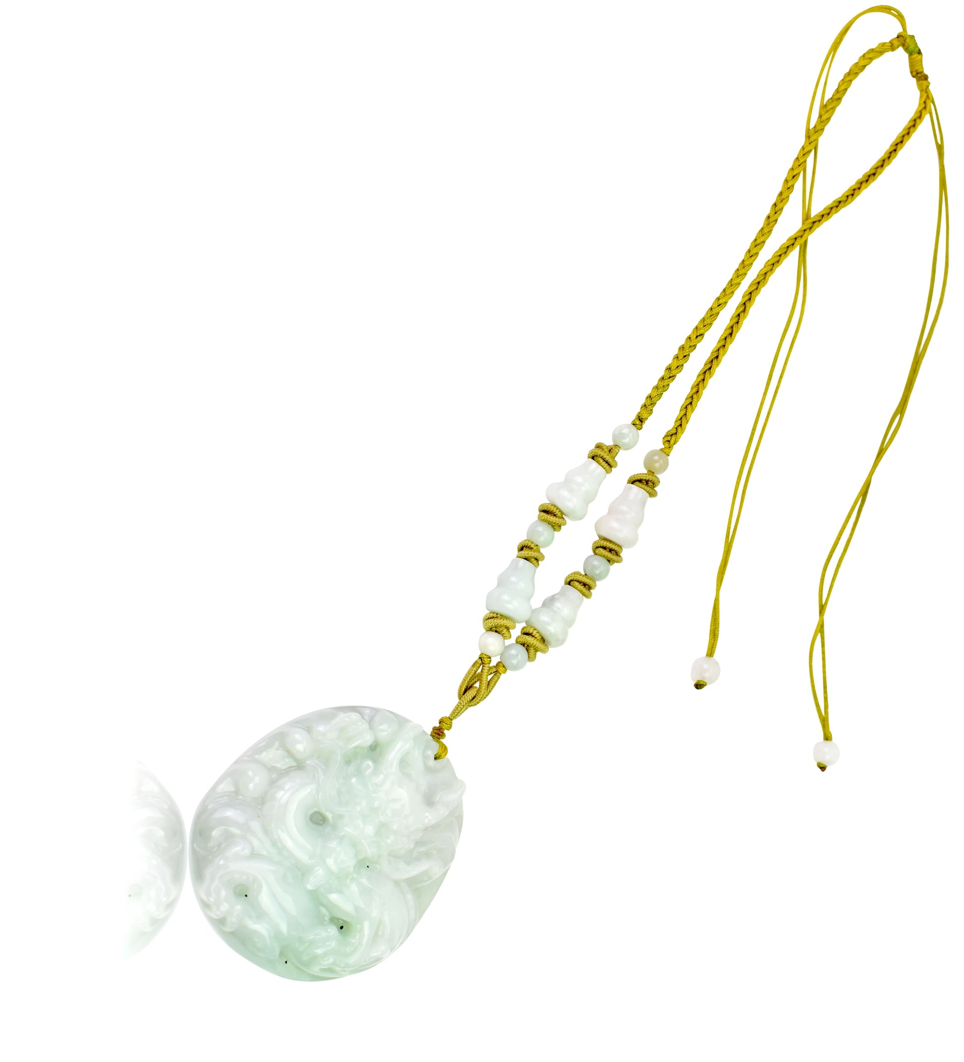 Be Bold and Confident with the Chinese Dragon Carving jade Necklace