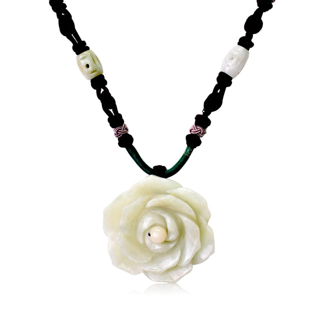 Forever rose with necklace – a treasured gift for anniversaries and beyond
