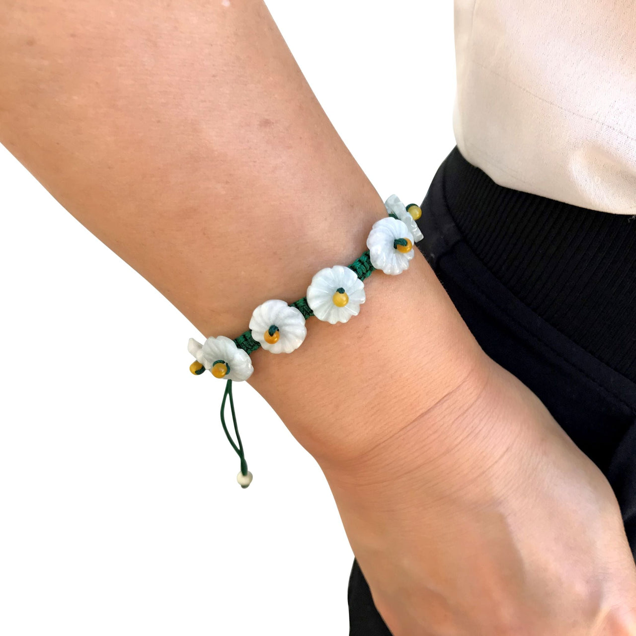 Handmade Flower Design Bracelet a Blue Eyed Flower Jewelry for Mother's Day Gift