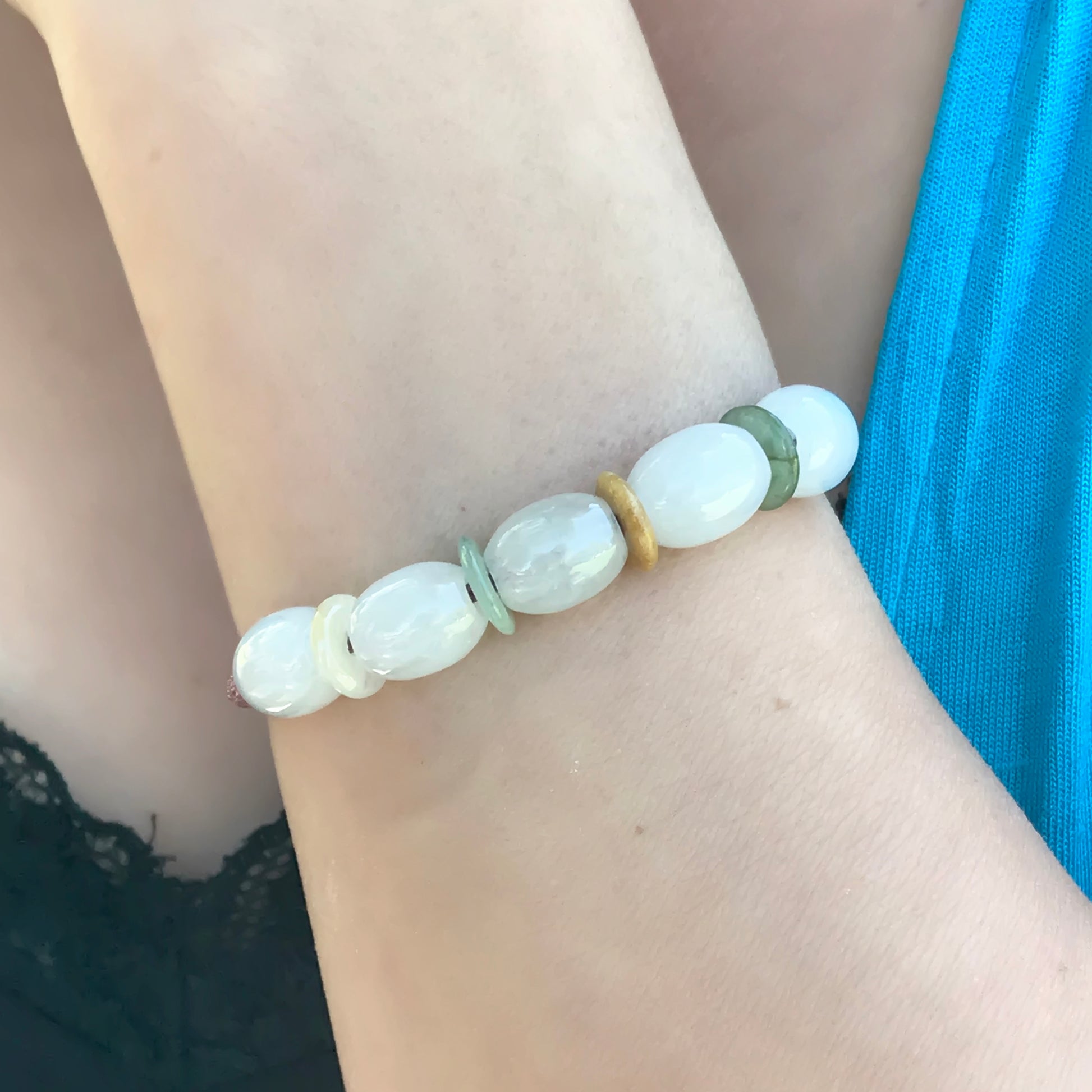 Chic and Simple: The Beads Handmade Jade Bracelet