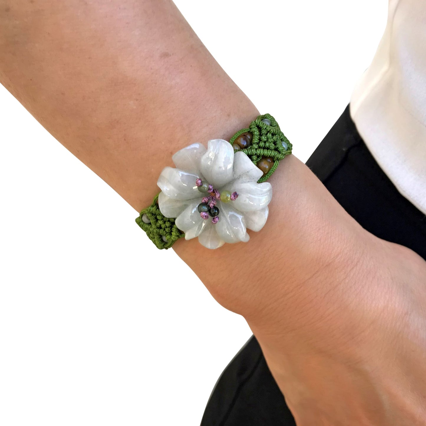 Show your Love of the Sea with Anemone Flower Bracelet made with Lime Cord