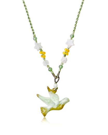 Jade Bird a Bird Necklace for Women Elegant Bird Pendant Necklace Birthdays Gift or Romantic Celebrations