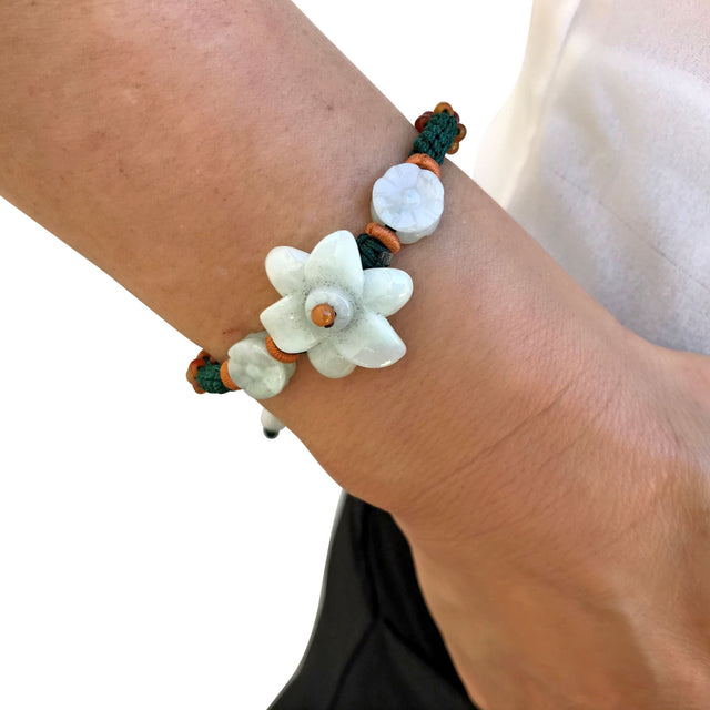 Lily Bracelet Featuring Amazon Lily a Thoughtful Birthday Gift for Women 
Symbolizing love, renewal, and balance