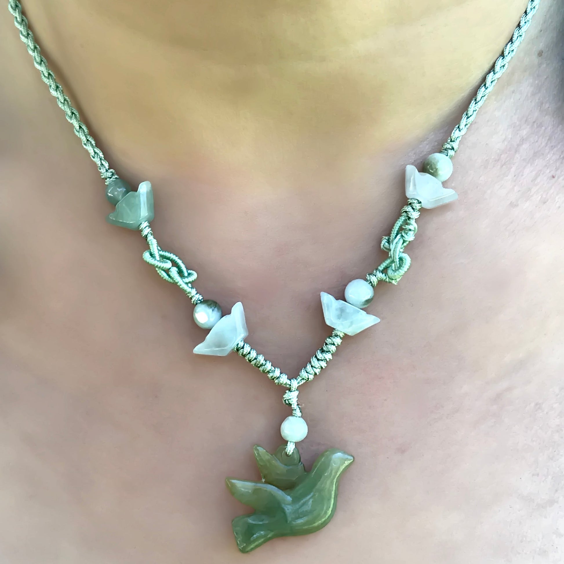 Necklace with Bird Pendant Themed Jade Necklace for Women Perfect for Gifting on Valentine’s Day, Mother’s Day, or Holidays