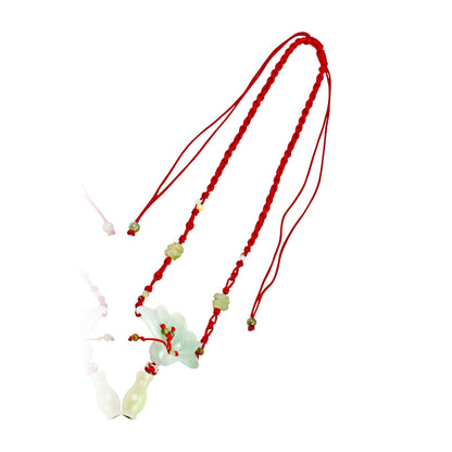 Peacock in Flowers A Necklace for Friends or Women on Holidays
Perfect for gift-givers seeking beauty, spirit, and intention