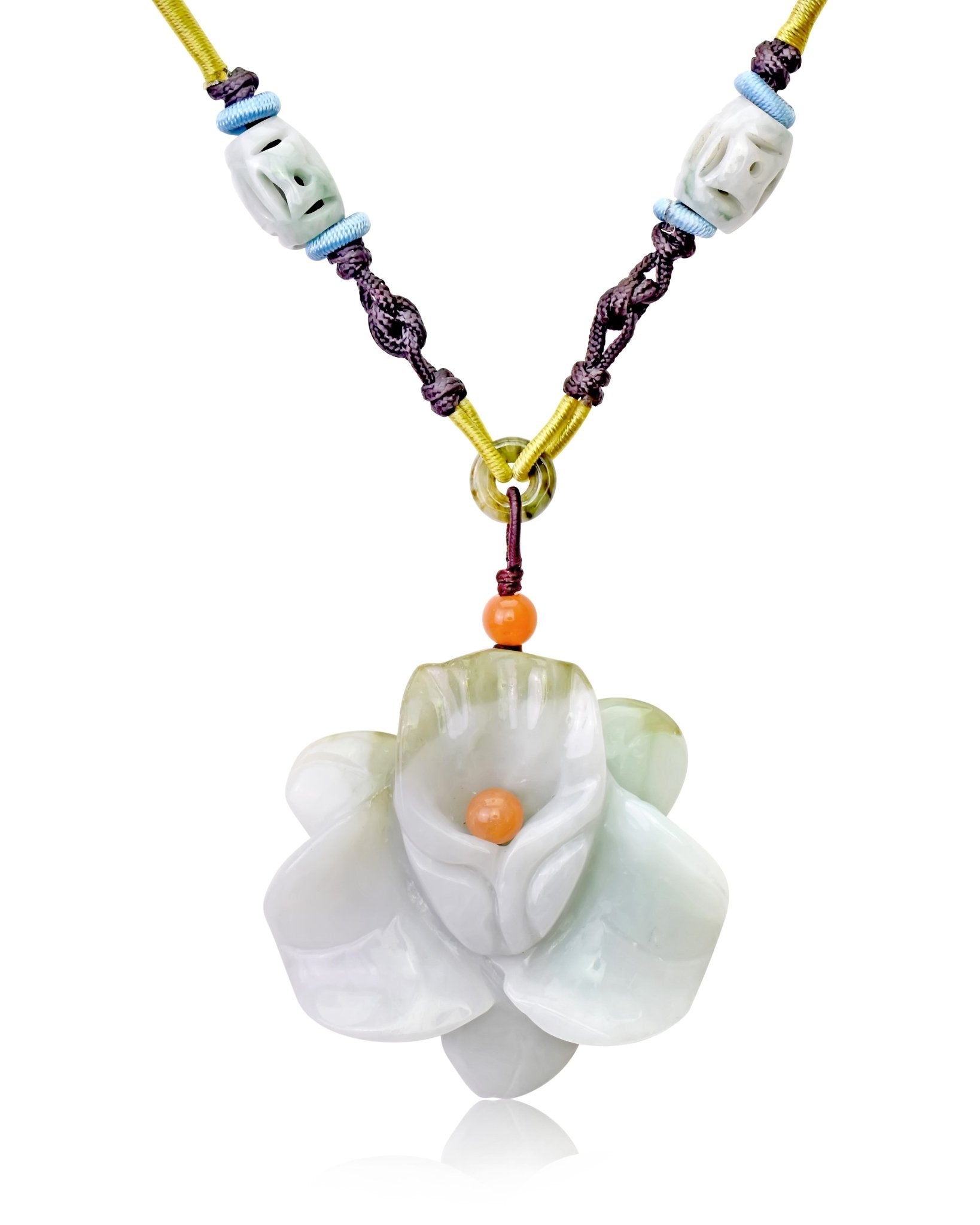 Real orchid necklace for a unique and nature-inspired jewelry piece