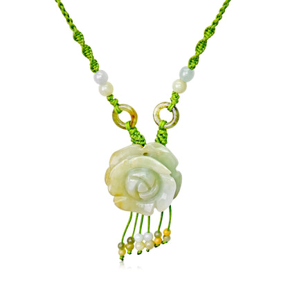 Rose and pendant women’s flower necklace with delicate detail for anniversaries