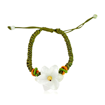Star Lily Handmade Jade Jewelry Gift for Women Mother’s Day A radiant floral charm that symbolizes strength, hope, and grace