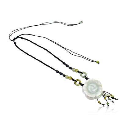 Stylish rose and pendant to celebrate your anniversary together