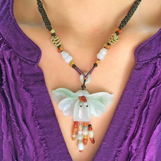 White Floral Necklace for Wife Perfect Anniversary Gift or Valentine's Day Inspiring For Love and Happiness