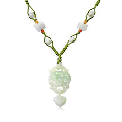 Green Jade Bat Necklaces Spiritual Protection Necklace Handcrafted Bat Jewelry for Prosperity Anniversary Gift