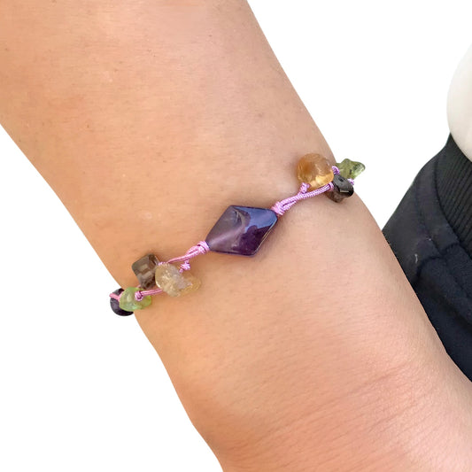 Purple Amethyst Bracelet an Amethyst Healing Bracelet for Her Peridot and Amethyst Birthday Gift for Protection and Calmness