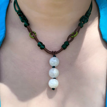 Women White Jade Beads Necklace For Mom Unique Necklace Chain For Luck And Protection Mother’s Day Gift